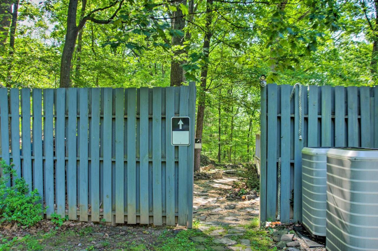 Renovated Studio On 5 Acres - Near Vineyards! Crozet エクステリア 写真