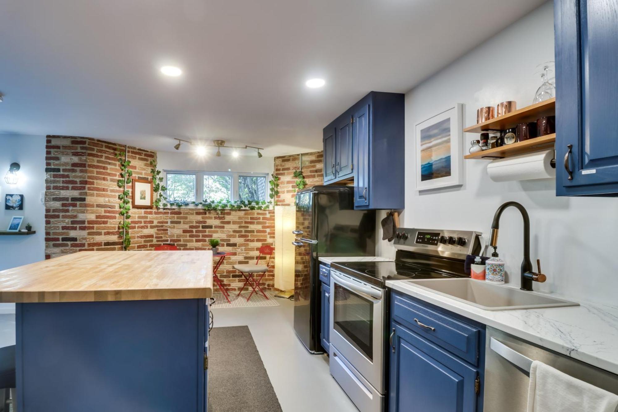 Renovated Studio On 5 Acres - Near Vineyards! Crozet エクステリア 写真
